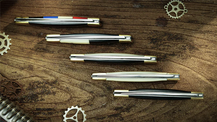 Chroma Color-Changing Knives Set (Large Size) by TCC Magic - Image 5