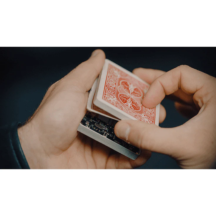 Leviosa by Joao Miranda & Julio Montoro - Image 3