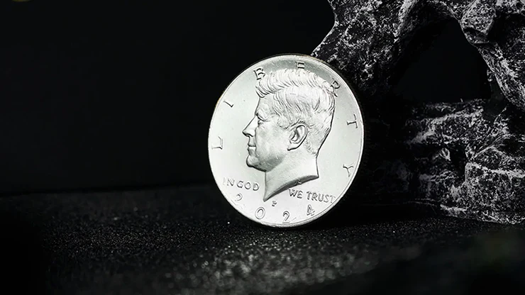 Kungfu Coin by Bluether Magic and Raphael - Image 6