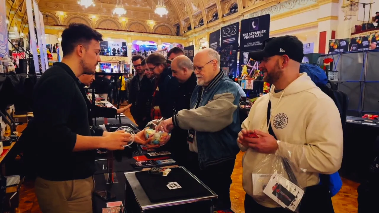 Trick 46 by Steve Rowe - Image 4